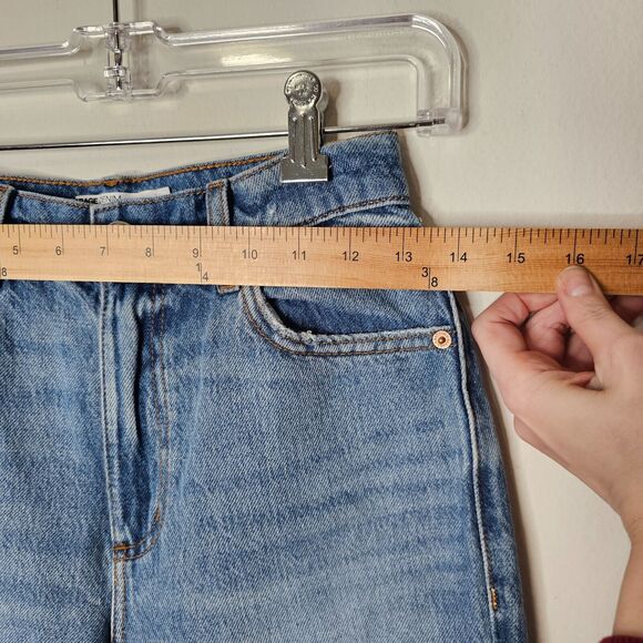 NWOT Garage Denim Medium Wash Vintage Straight Leg Mid Rise Distressed Jeans 26 - Picture 8 of 9